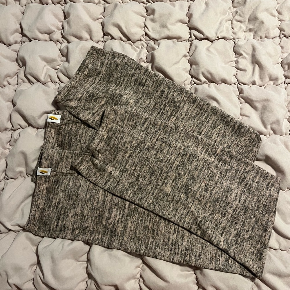 Rubia Dancewear full-size leg warmer Size M
